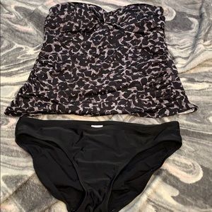Twe piece leopard print swimsuit